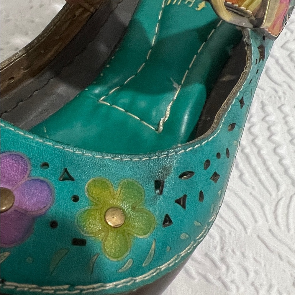 L’Artiste Spring Step Flochino Floral Strap Clogs - Picture 8 of 9